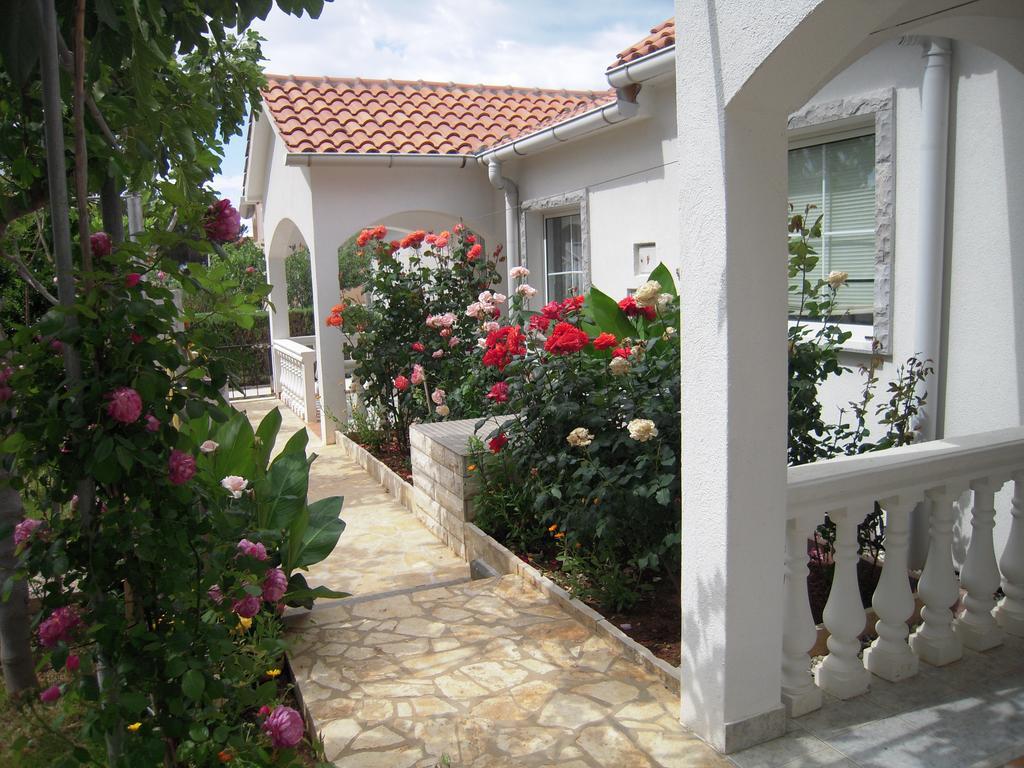 ויר Apartments Marijeta מראה חיצוני תמונה